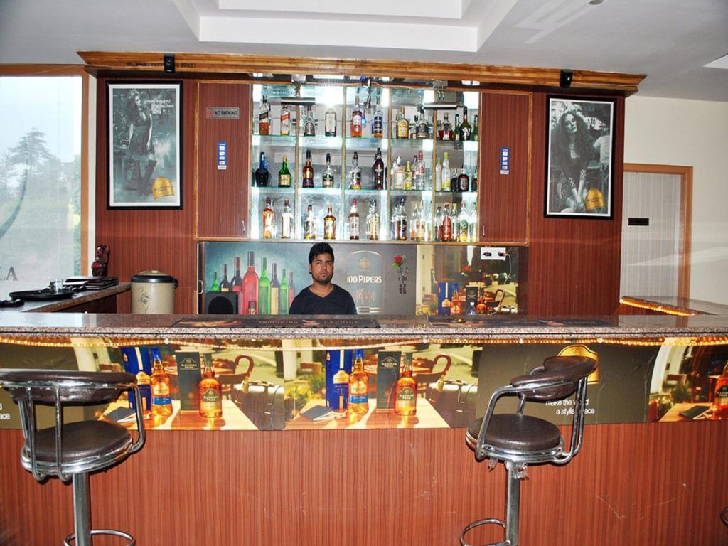 The Grand Welcome Shimla Exterior foto
